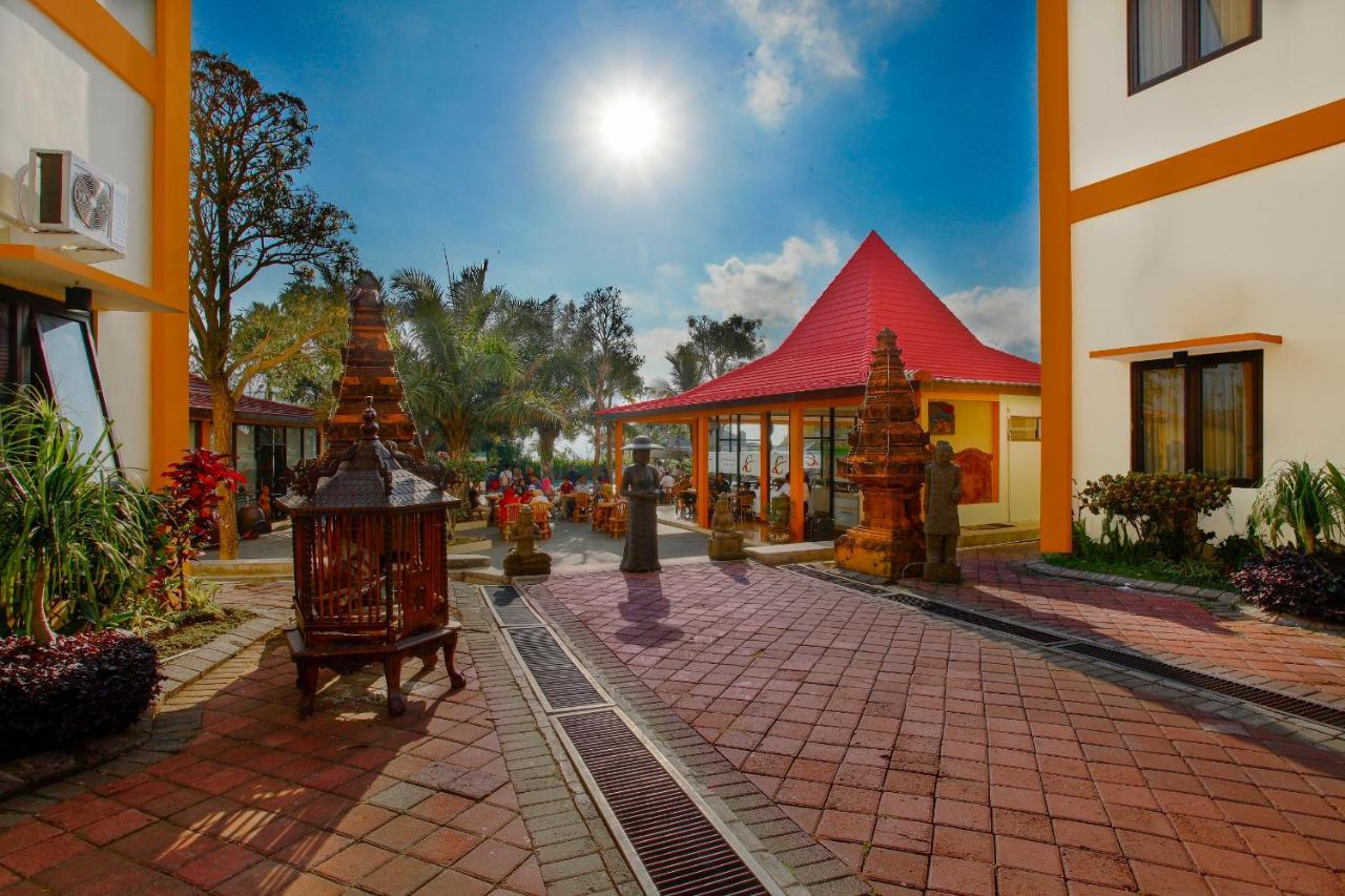 โรงแรมจิปตานิงาติ บาตู ภายนอก รูปภาพ